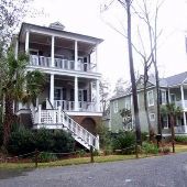 Lowndes Lane House
