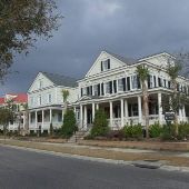 Shelmore Blvd House #02
