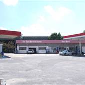 Oaks Service Center