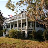 Windsor Plantation - Verandas, Gardens, Dock