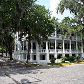The Rhett House Inn