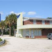 Voyager Motel