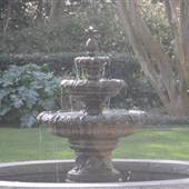 Governor Thomas Bennett House - Fountain