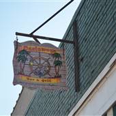 Castaways Bar and Grill
