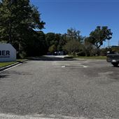 Wando Park Large Office / Warehouse Combo