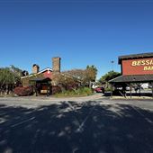 Bessinger's BBQ (Kitchen)