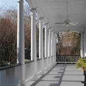 Governor Thomas Bennett House - Piazza