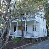 Charleston Not So Hostel