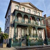 Gardens of Charleston - John Rutledge House Inn Courtyard