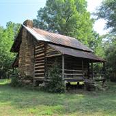 Old Homestead Farm / Log Cabins - "Small House"