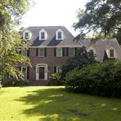 Willow Lake House & Garden