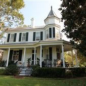Bennett Street Victorian Harbor House