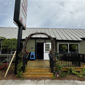Santis West Ashley