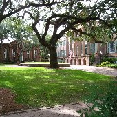 College of Charleston - Admissions Center