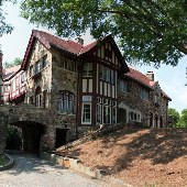Nicholson Mansion B&B