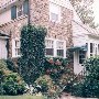 Eeslie Garnett House