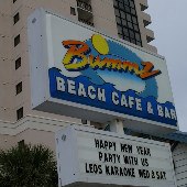 Bummz Beach Cafe & Bar