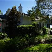 Bennett St. Harbor House - GUEST HOUSE