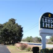 Creekside Lands Inn