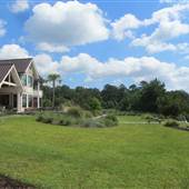 Gnarled Oak Lake House - Exteriors