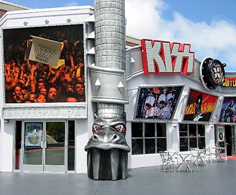 Myrtle Beach - KISS Coffee House (6/26/2006)
