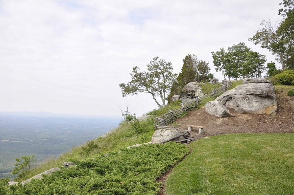 The Cliffs at Glassy Chapel and Overlook (5/21/2010 - Credits: Jay Vaughan)