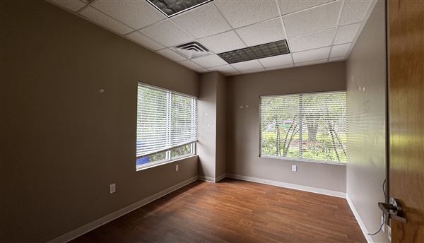 Commercial Property / Office Space (closed)