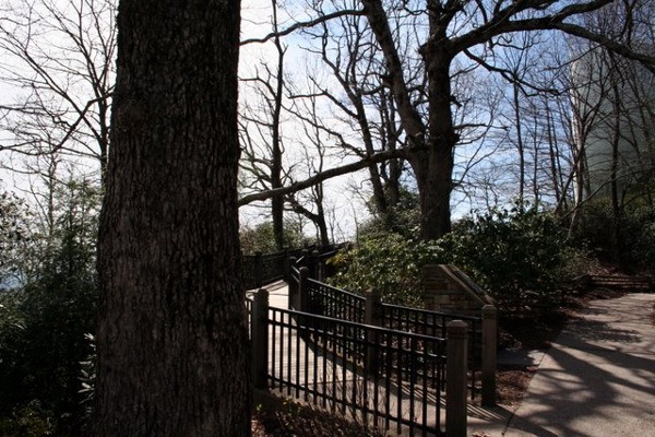 Caesars Head State Park (4/1/2007 - Credits: Dan Hydrick)