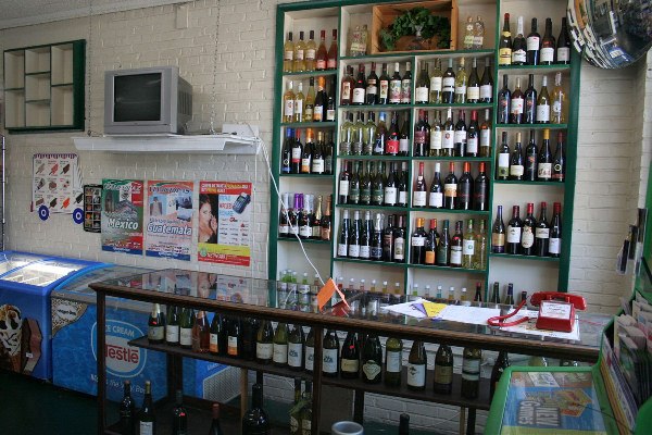 Quisqueya Deli & Groceries