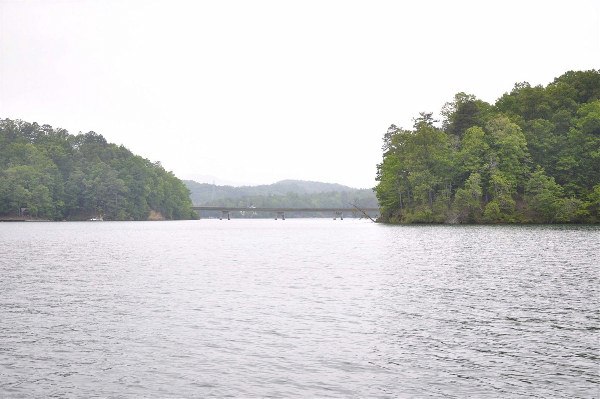 Lake Keowee (5/1/2010 - Credits: Jay Vaughan)