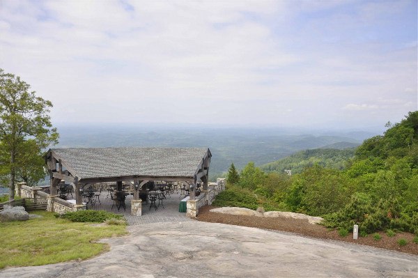 The Cliffs at Glassy Chapel and Overlook (5/21/2010 - Credits: Jay Vaughan)