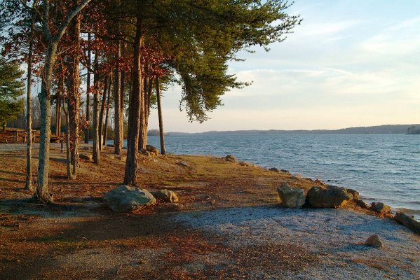 Lake Keowee (2/1/2009 - Credits: Jay Vaughan)