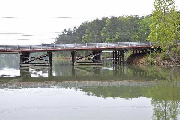 Lake Keowee (5/3/2010)