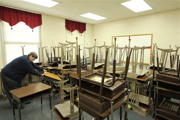 Wilmot J. Fraser Elementary School (closed)
