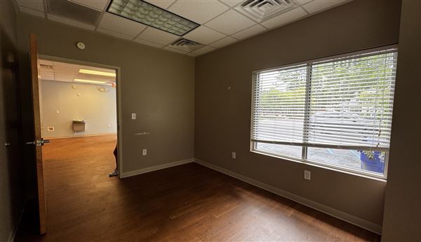 Commercial Property / Office Space (closed)