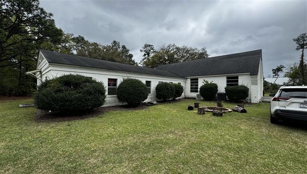Johns Island Church (Vacant)
