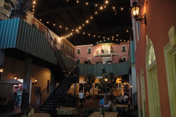 Red Bone Alley Restaurant and Bar