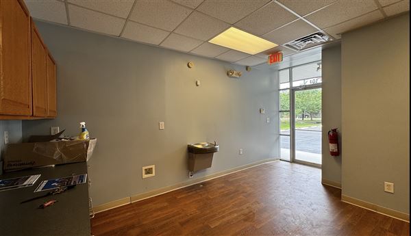 Commercial Property / Office Space (closed)