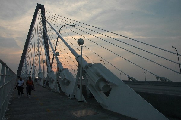 Arthur Ravenel Jr. Bridge (5/30/2007 - Credits: Steve Rhea)