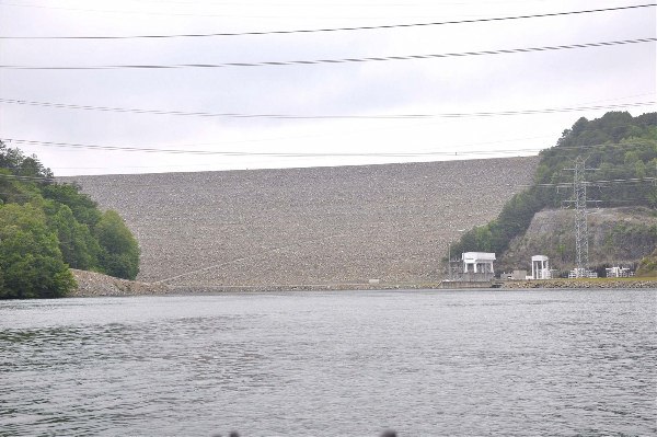 Lake Keowee (5/1/2010 - Credits: Jay Vaughan)