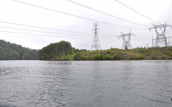 Lake Keowee (5/1/2010 - Credits: Jay Vaughan)