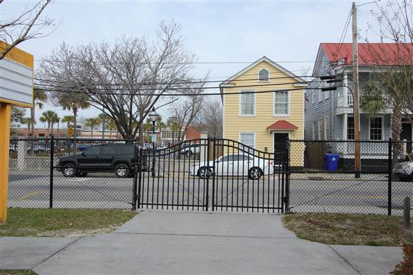 Wilmot J. Fraser Elementary School (closed)