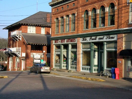 Abbeville (3/6/2006 - Credits: Dan Rogers)
