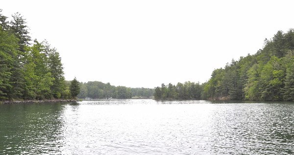 Lake Keowee (5/1/2010 - Credits: Jay Vaughan)