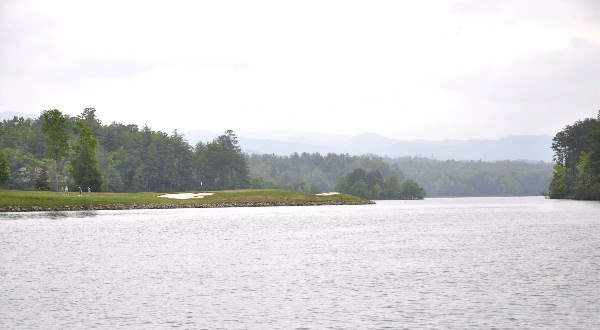 Lake Keowee (5/1/2010 - Credits: Jay Vaughan)