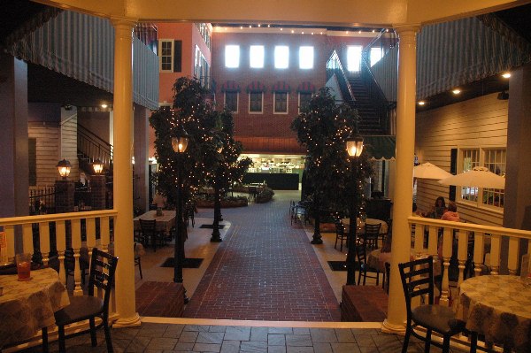 Red Bone Alley Restaurant and Bar