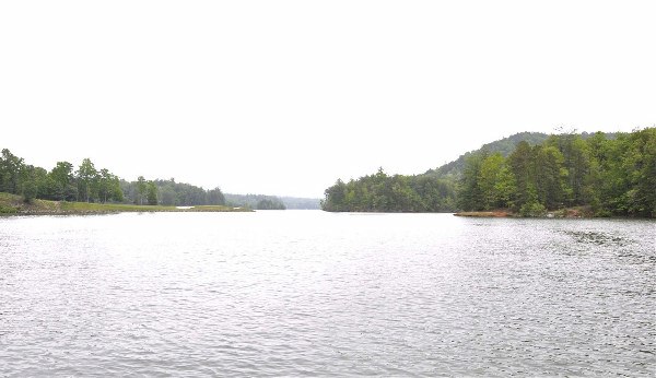 Lake Keowee (5/1/2010 - Credits: Jay Vaughan)