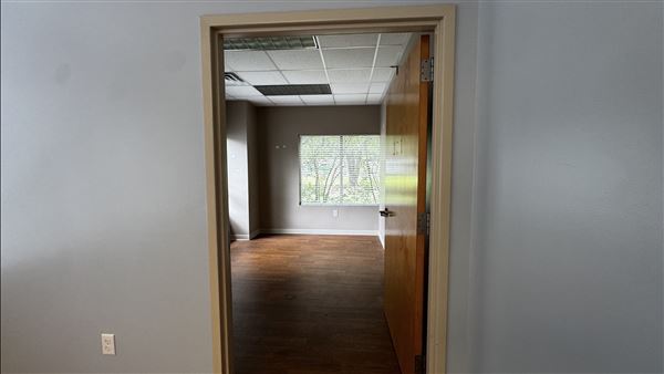 Commercial Property / Office Space (closed)