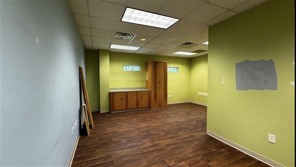 Commercial Property / Office Space (closed)